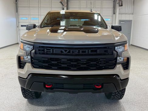 Used 2023 Chevrolet Silverado 1500 Custom Trail Boss AWD/4WD image 7