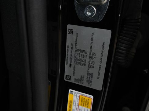 Used 2023 GMC Yukon XL AT4 w/ AT4 Premium Package image 27