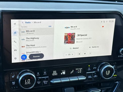 Used 2023 Toyota Highlander Limited image 21