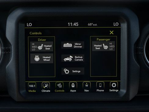 Used 2022 Jeep Wrangler Unlimited Sahara w/ Cold Weather Group image 16