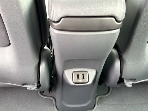 Used 2020 Chevrolet Bolt Premier w/ Infotainment Package image 15