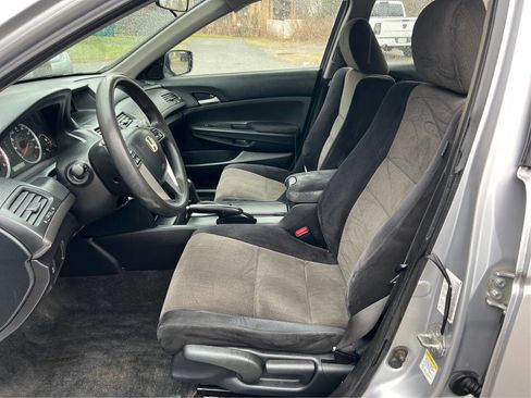 Used 2009 Honda Accord LX image 9