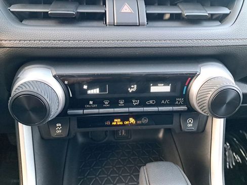 Used 2025 Toyota RAV4 LE image 22