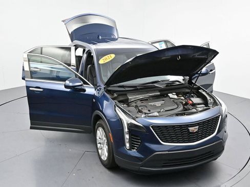 Used 2021 Cadillac XT4 Luxury w/ Cold Weather Package AWD/4WD image 45