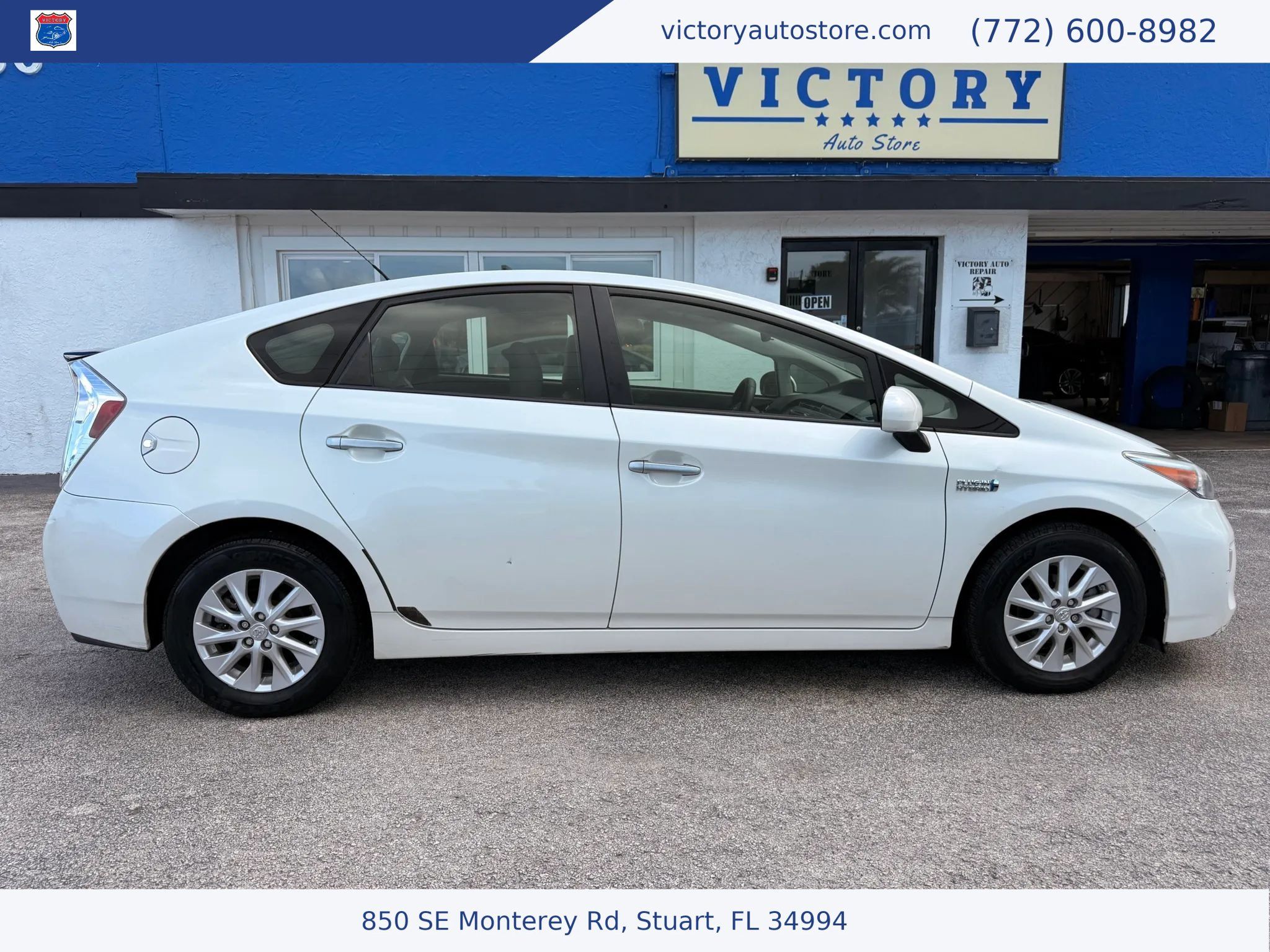 Used 2013 Toyota Prius Prime Plug-In Hybrid FWD image 8
