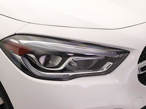 Certified 2023 Mercedes-Benz GLA 250 image 23