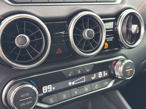 Used 2024 Nissan Sentra SR w/ SR Premium Package image 27