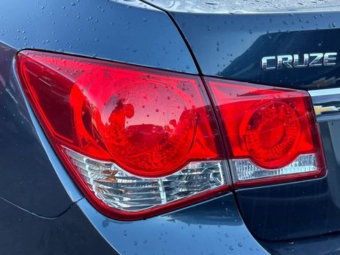 Used 2016 Chevrolet Cruze LS image 15