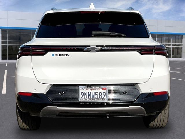 Certified 2024 Chevrolet Equinox EV LT w/ LPO, Blackout Package FWD image 6