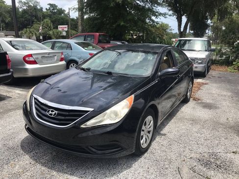 Used 2011 Hyundai Sonata GLS FWD image 2