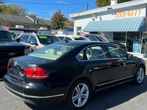 Used 2013 Volkswagen Passat TDI SEL Premium image 3