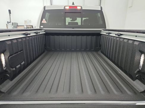 New 2026 RAM 1500 Laramie w/ Night Edition AWD/4WD image 33