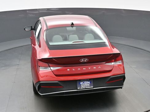 Certified 2025 Hyundai Elantra Sport FWD image 35