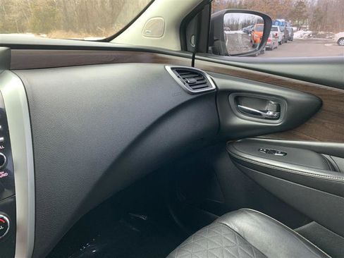 Used 2019 Nissan Murano Platinum image 30
