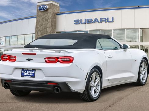Used 2019 Chevrolet Camaro LT image 4