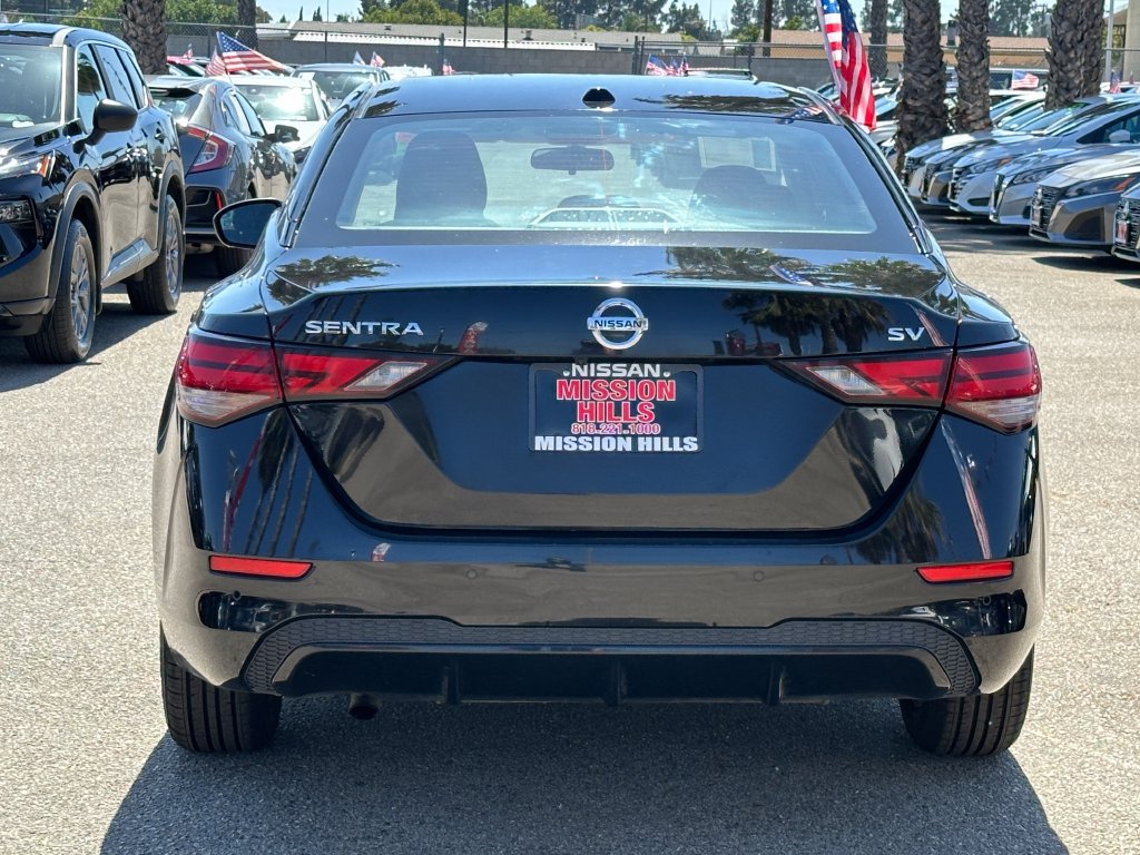 Used 2023 Nissan Sentra SV FWD image 6