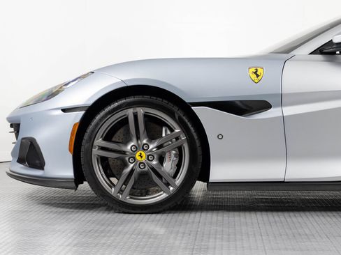 Certified 2023 Ferrari Portofino M RWD image 21