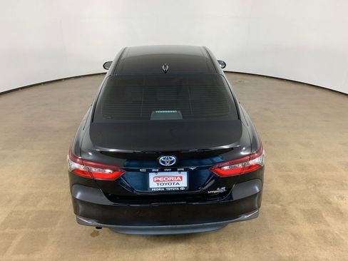 Used 2022 Toyota Camry LE FWD image 11