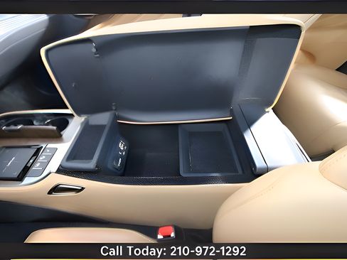 Used 2022 Lexus LS 500 RWD image 32
