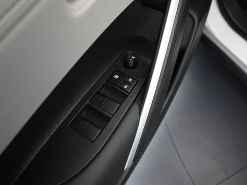 Used 2026 Toyota Corolla Cross L FWD image 14