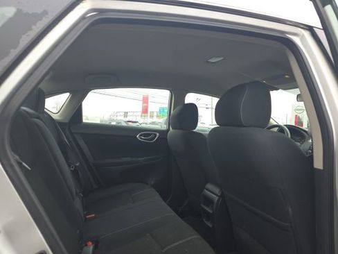 Used 2015 Nissan Sentra S image 13
