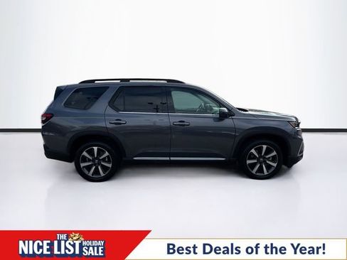 Certified 2025 Honda Pilot Touring image 8