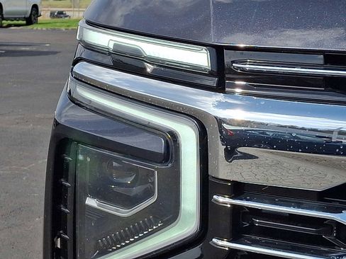 Used 2025 Chevrolet Tahoe LT image 9