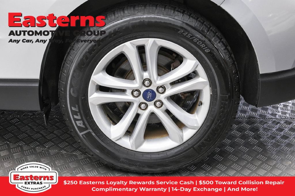 Used 2019 Ford Edge SEL w/ Equipment Group 201A FWD image 9