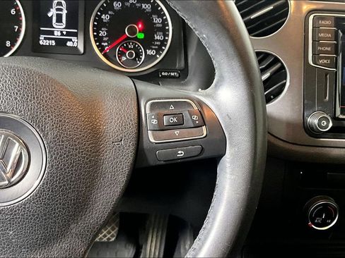 Used 2017 Volkswagen Tiguan S FWD image 15
