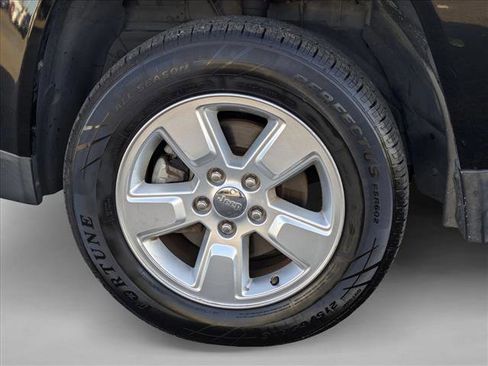 Used 2014 Jeep Compass Sport w/ Power Value Group image 22