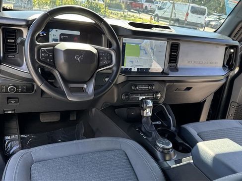 Used 2023 Ford Bronco Outer Banks image 36