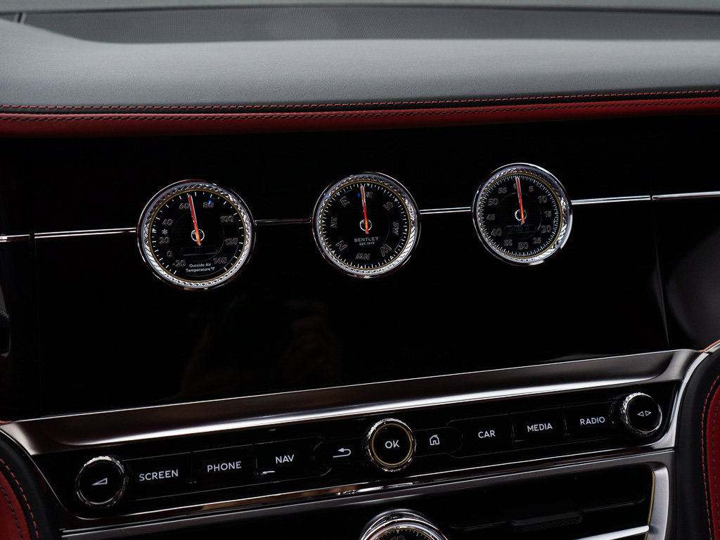 Certified 2025 Bentley Flying Spur Plug-In Hybrid AWD/4WD image 39