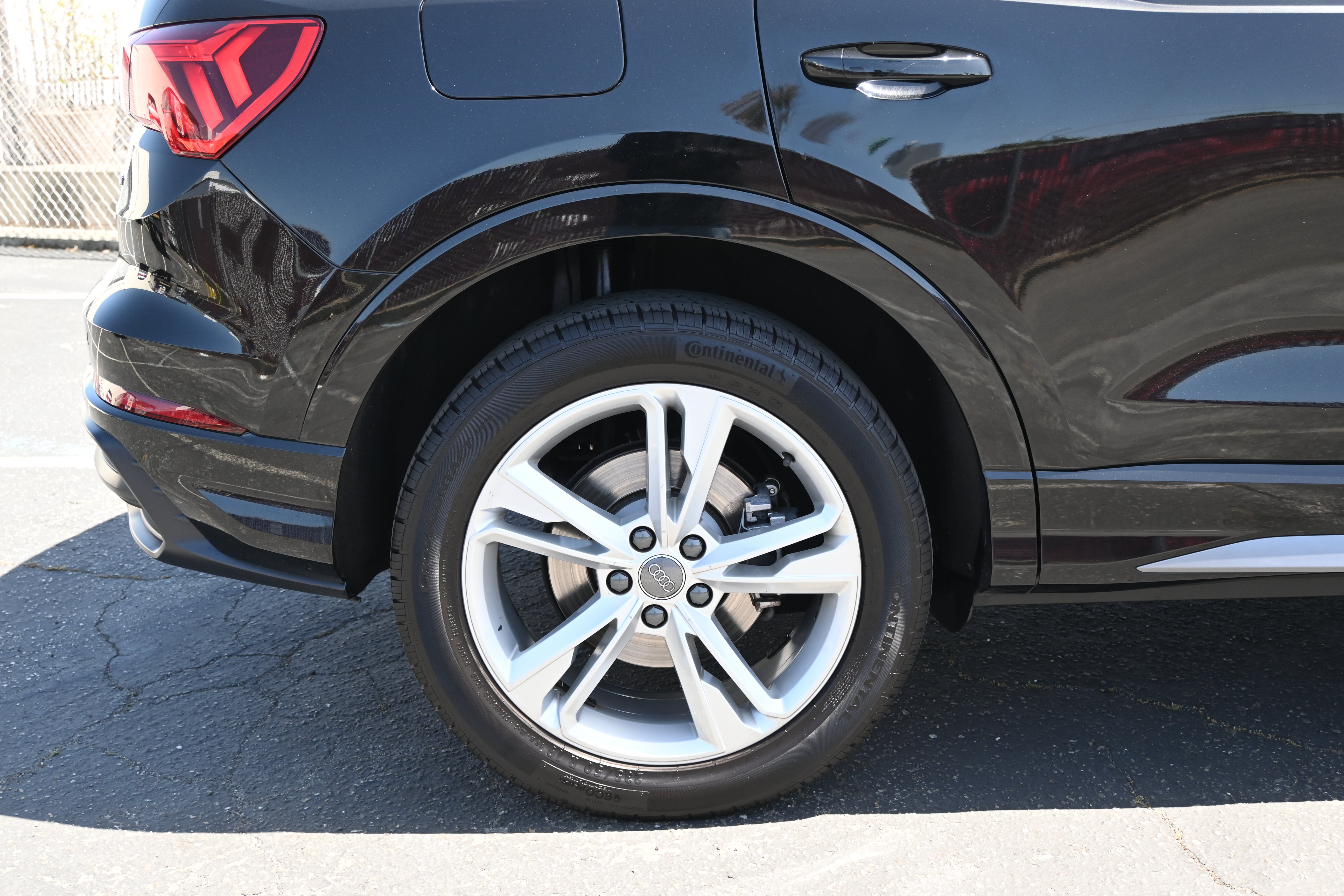 Used 2020 Audi Q3 2.0T Premium Plus w/ Premium Plus Package AWD/4WD image 11