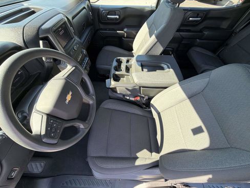 Certified 2025 Chevrolet Silverado 1500 Custom RWD image 3