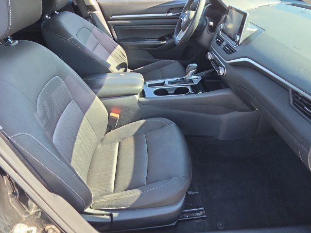 Used 2021 Nissan Altima 2.5 SV FWD image 17