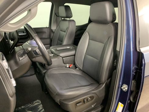 Used 2022 GMC Sierra 1500 SLT w/ Driver Alert Package II AWD/4WD image 29