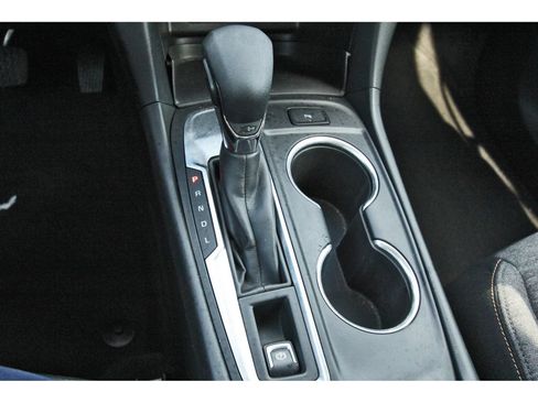 Used 2022 Chevrolet Equinox LT FWD image 28