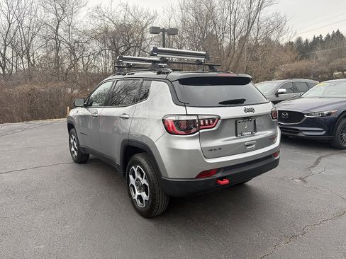 Used 2022 Jeep Compass Trailhawk w/ Trailhawk Convenience Group image 4