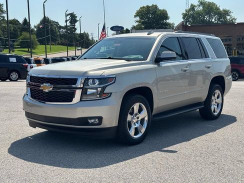 Used 2016 Chevrolet Tahoe LT w/ Luxury Package RWD image 8