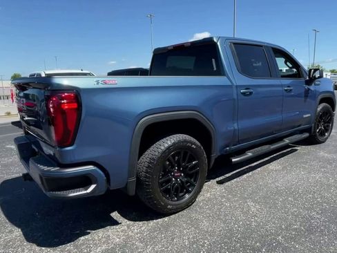Used 2025 GMC Sierra 1500 Elevation AWD/4WD image 9