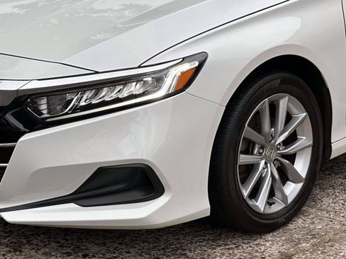 Used 2021 Honda Accord LX image 10