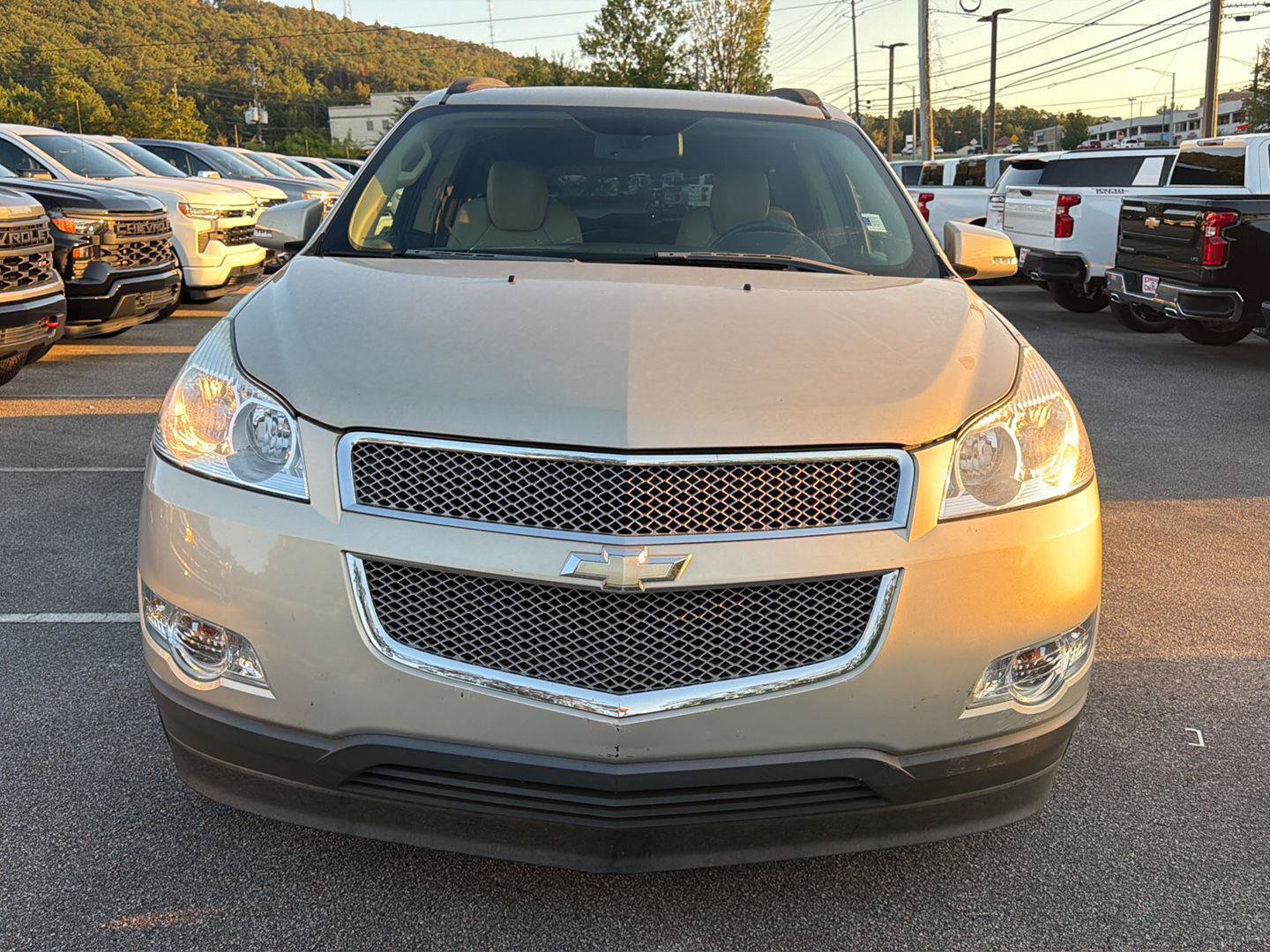 Used 2011 Chevrolet Traverse LTZ FWD image 5