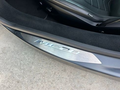 Used 2023 Maserati MC20 Coupe RWD image 23