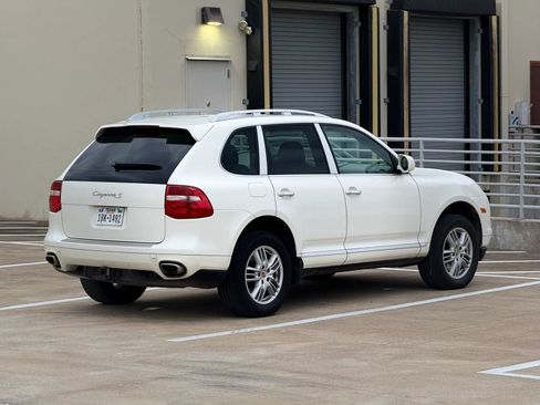 Used 2009 Porsche Cayenne S AWD/4WD image 7