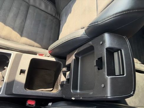 Used 2022 Mitsubishi Outlander SE AWD/4WD image 24