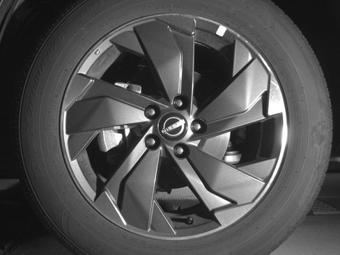 Used 2025 Nissan Rogue SV FWD image 12