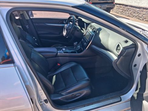 Used 2017 Nissan Maxima 3.5 SV FWD image 11