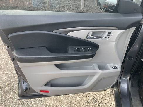 Used 2019 Honda Pilot EX-L image 11