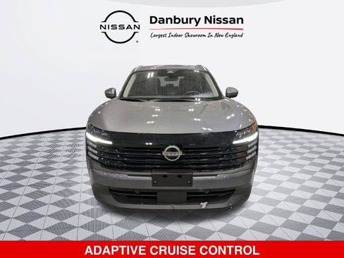 Certified 2025 Nissan Kicks SV w/ SV Premium Package AWD/4WD image 10