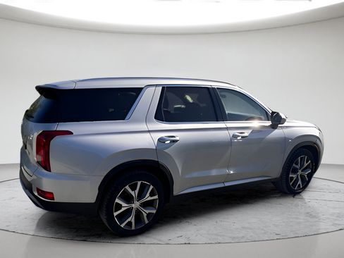 Used 2022 Hyundai Palisade SEL w/ Convenience Package AWD/4WD image 2